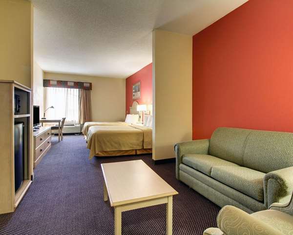 Suite - Quality Inn Hattiesburg - I-59, Exit 67A