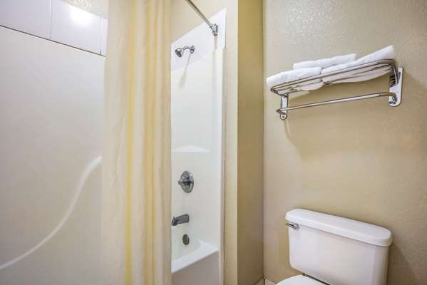 Suite - Econo Lodge Inn & Suites Horn Lake - I-55 & I-69, Exit 289