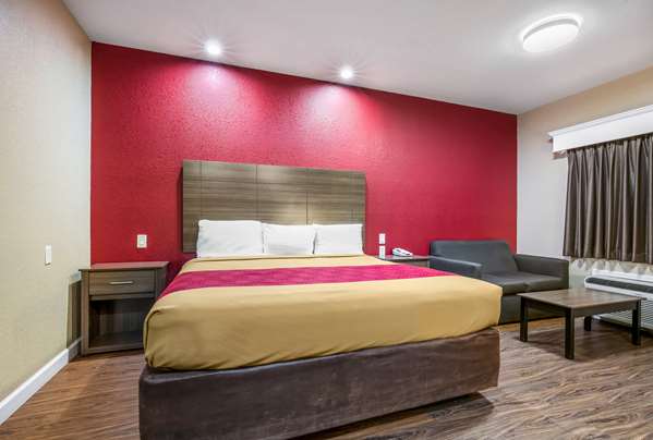 Suite - Econo Lodge Inn & Suites Horn Lake - I-55 & I-69, Exit 289