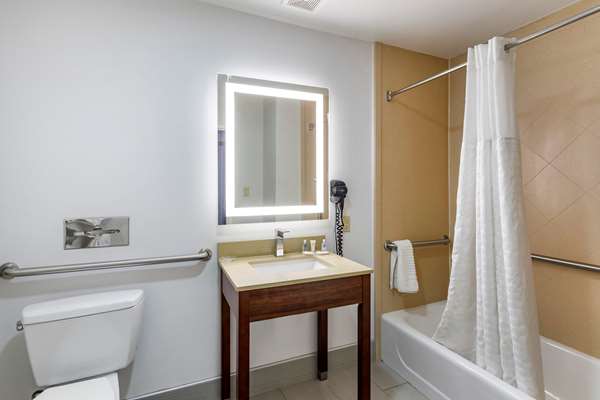 Suite - Comfort Suites Olive Branch