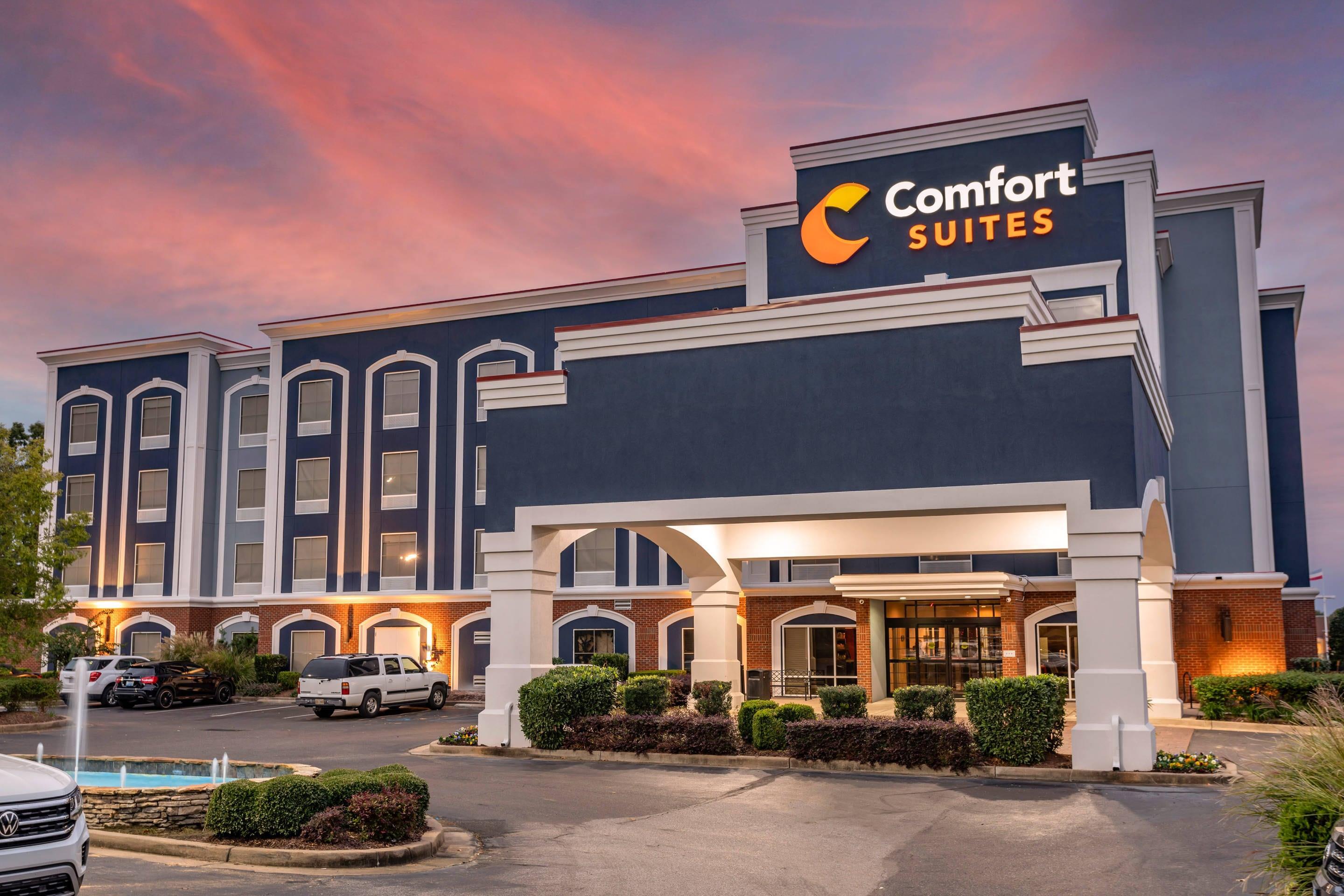 Hotel exterior | Comfort Suites Olive Branch West