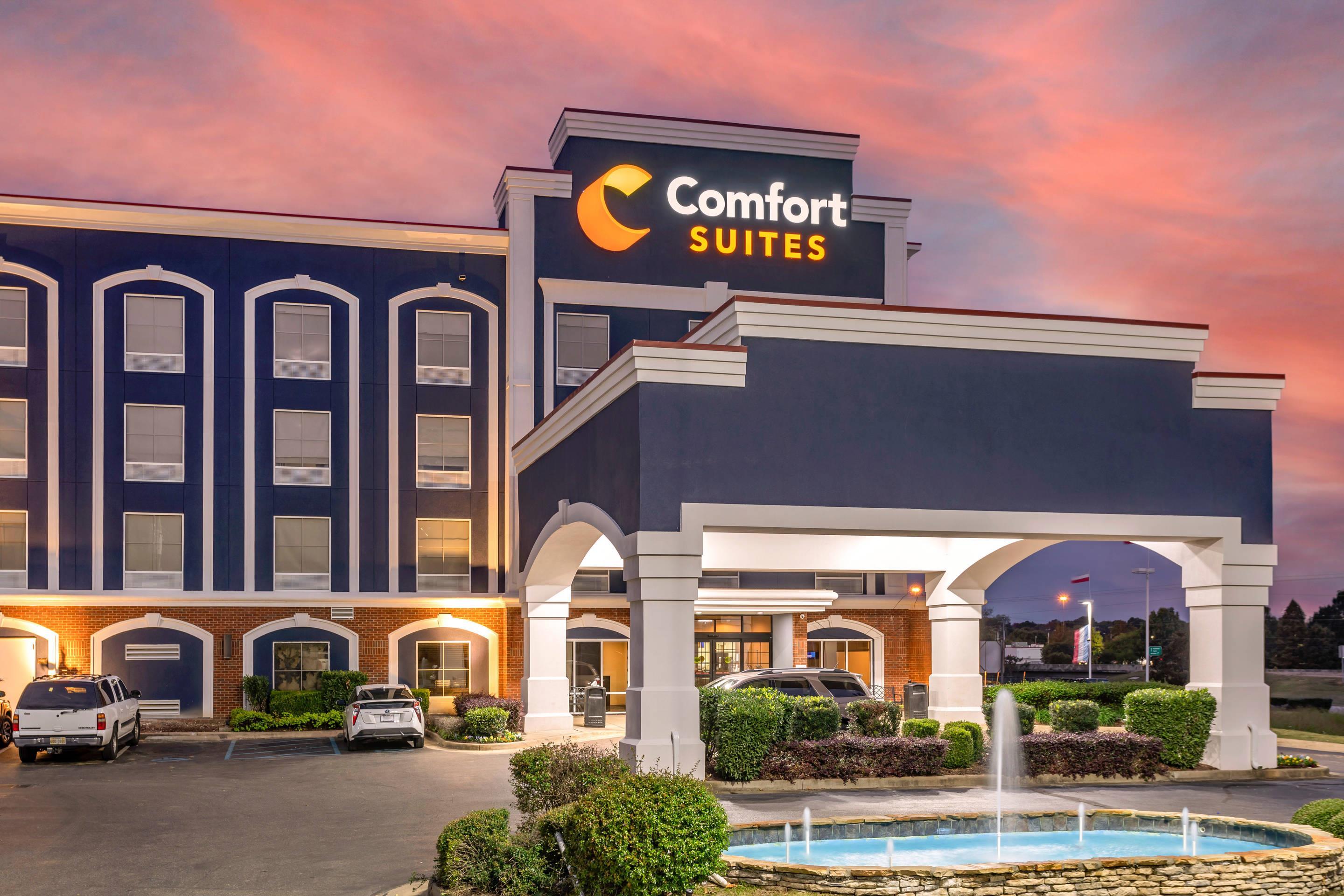 Hotel exterior | Comfort Suites Olive Branch West