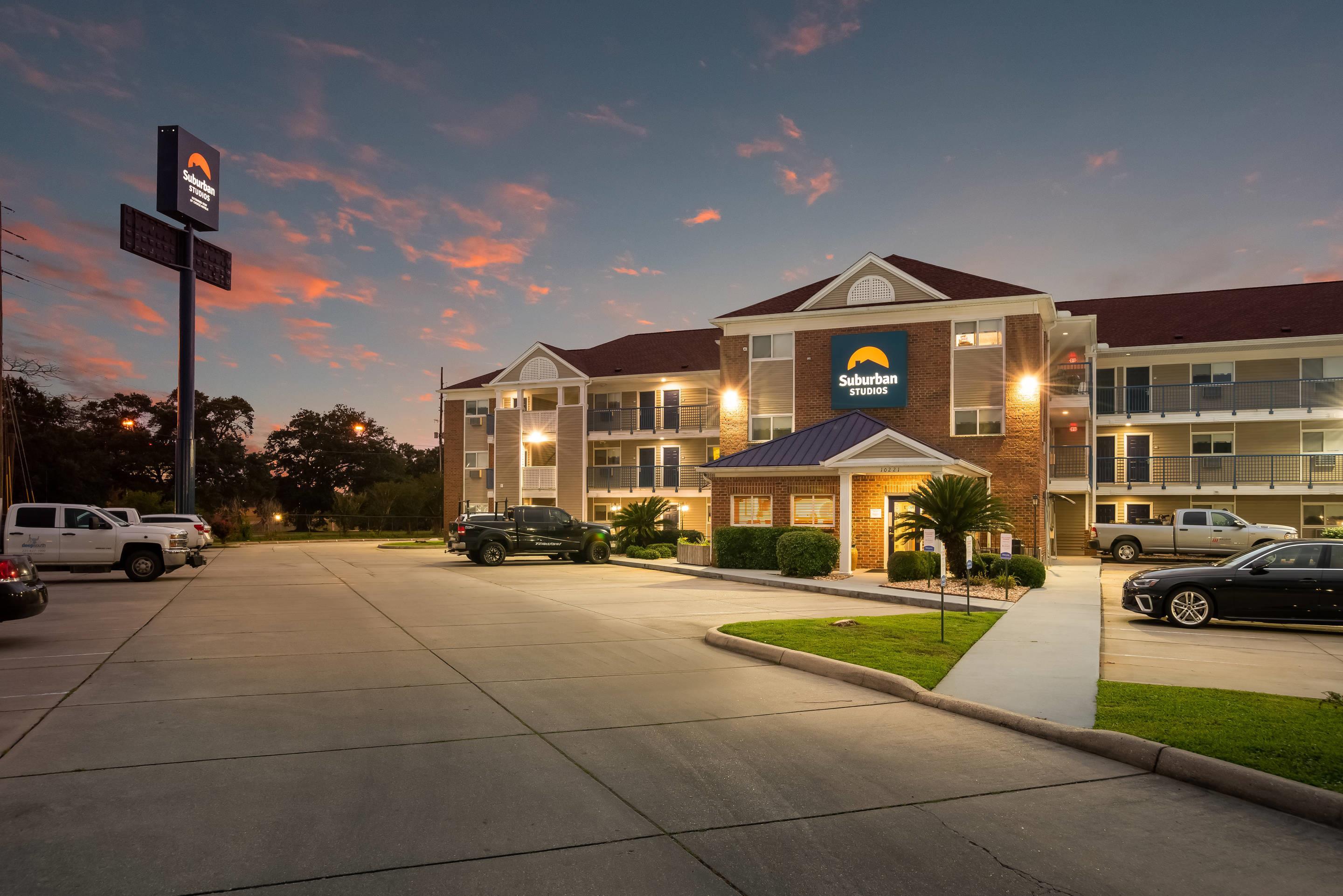 Twilight | Suburban Studios Biloxi North Area