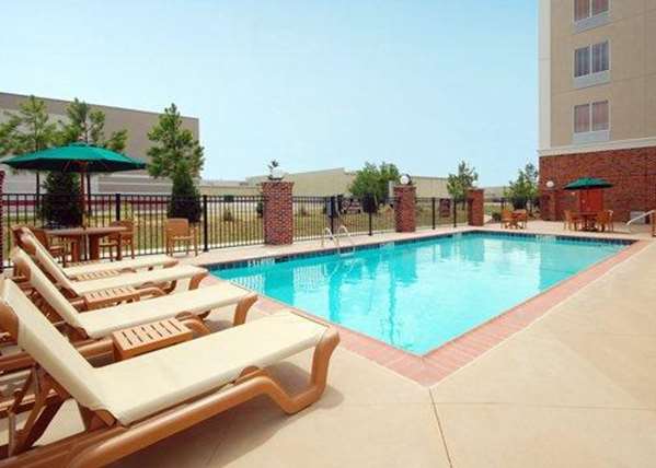 Pool - Comfort Suites Airport Flowood
