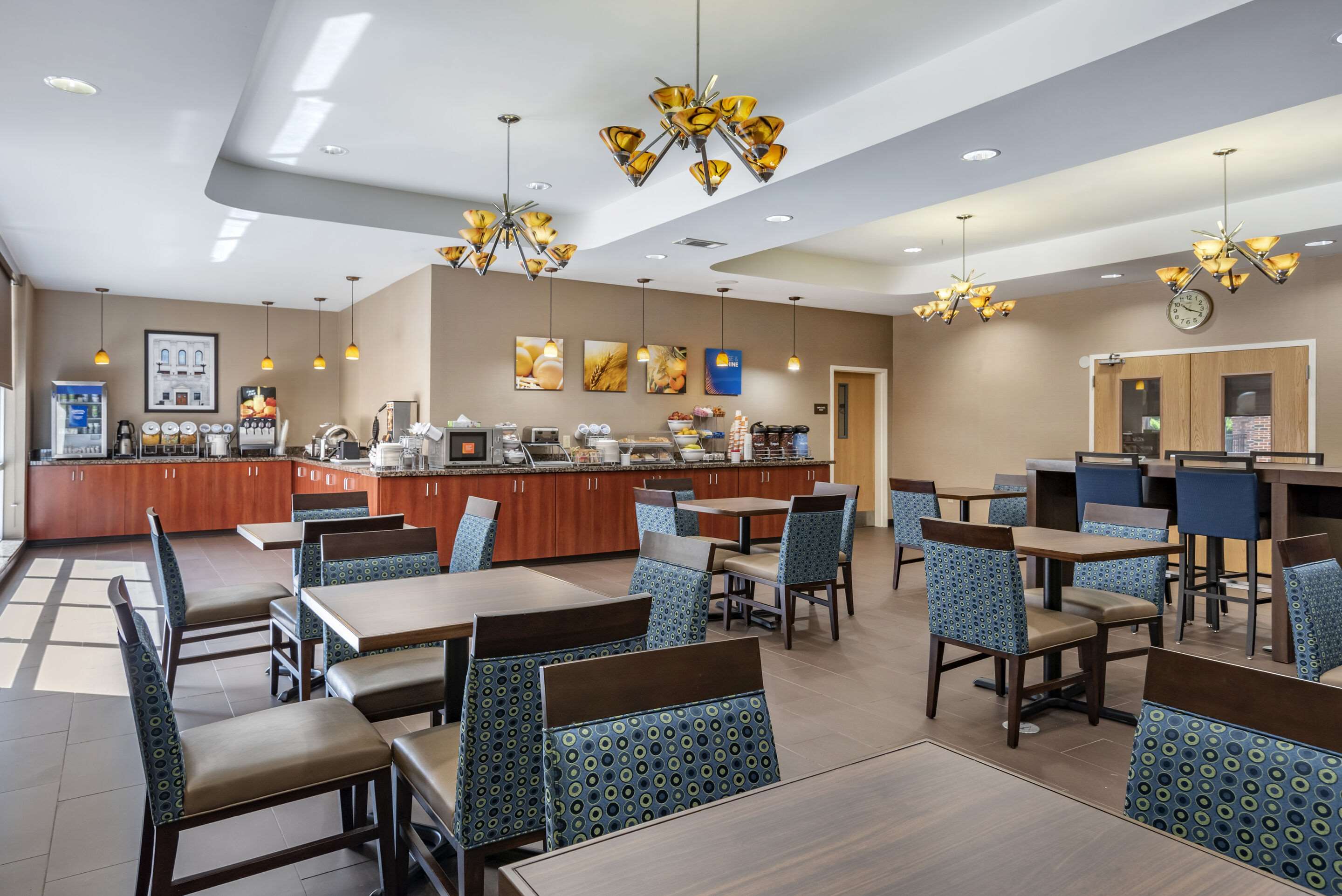 Breakfast area