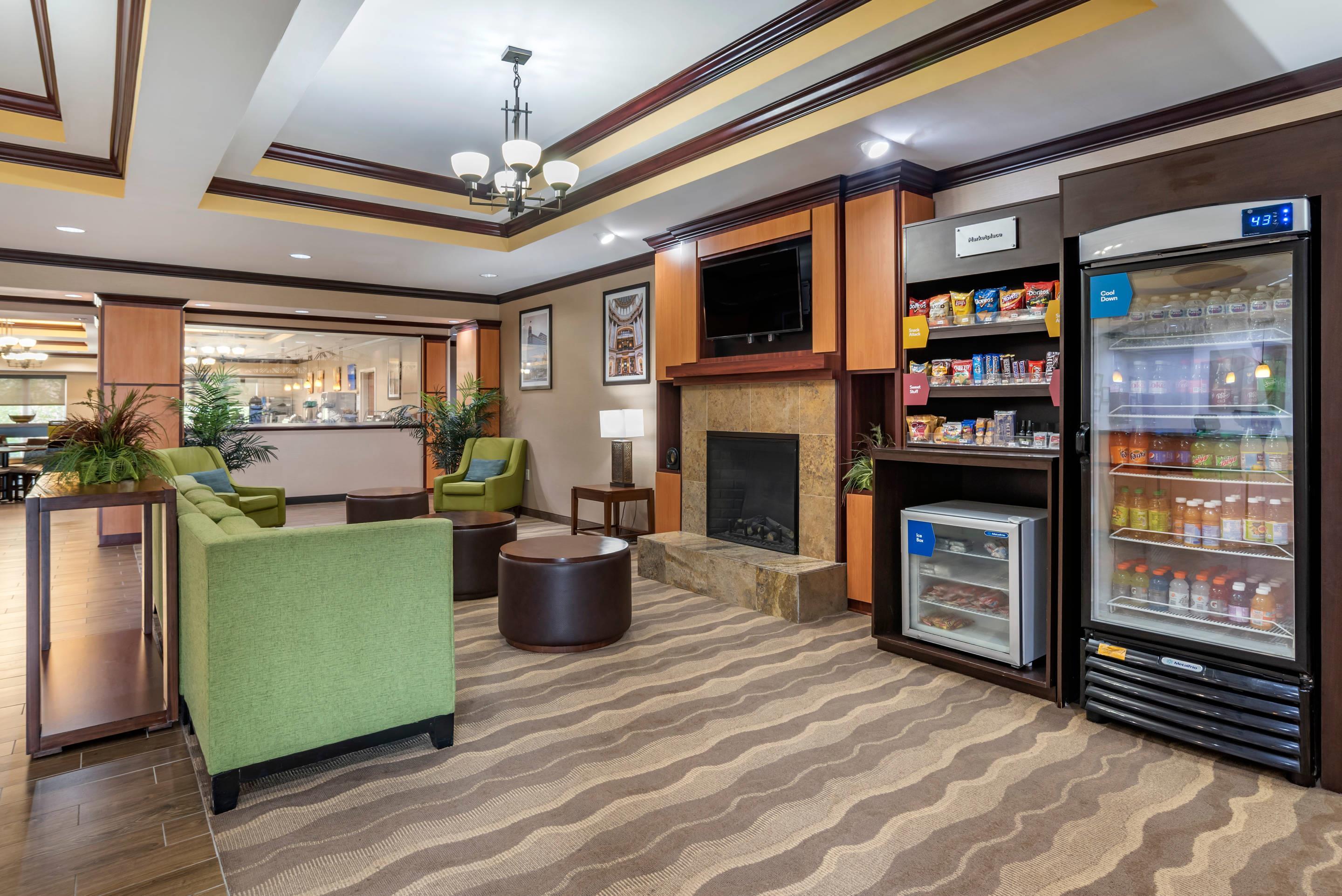 Lobby | Comfort Suites Vicksburg