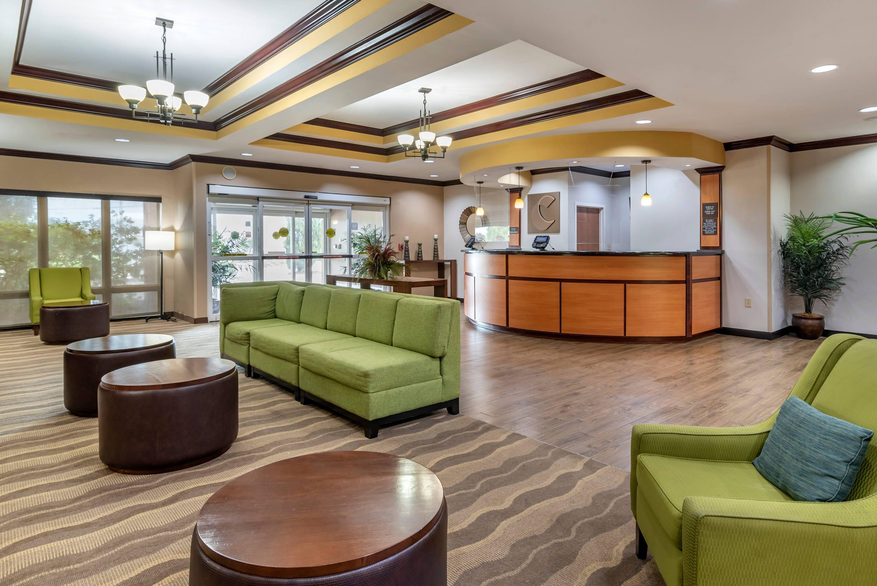 Lobby | Comfort Suites Vicksburg