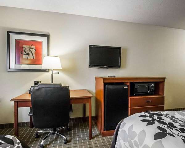  - Sleep Inn & Suites Hattiesburg - I-59, Exit 67A