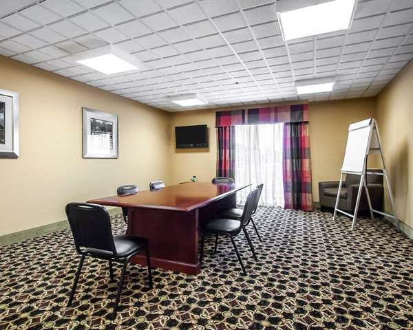  - Sleep Inn & Suites Hattiesburg - I-59, Exit 67A