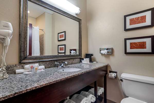 Suite - Comfort Suites Ocean Springs - I-10, Exit 50