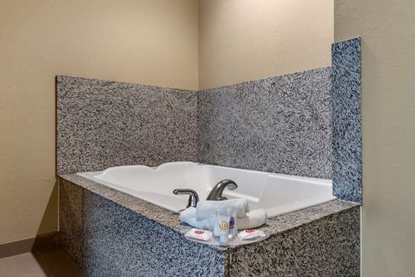 Suite - Comfort Suites Ocean Springs - I-10, Exit 50