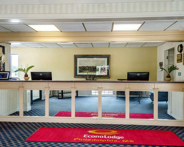  - Econo Lodge Inn & Suites Philadelphia