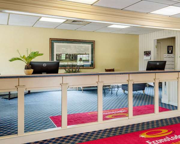  - Econo Lodge Inn & Suites Philadelphia
