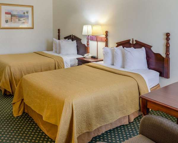  - Econo Lodge Inn & Suites Philadelphia