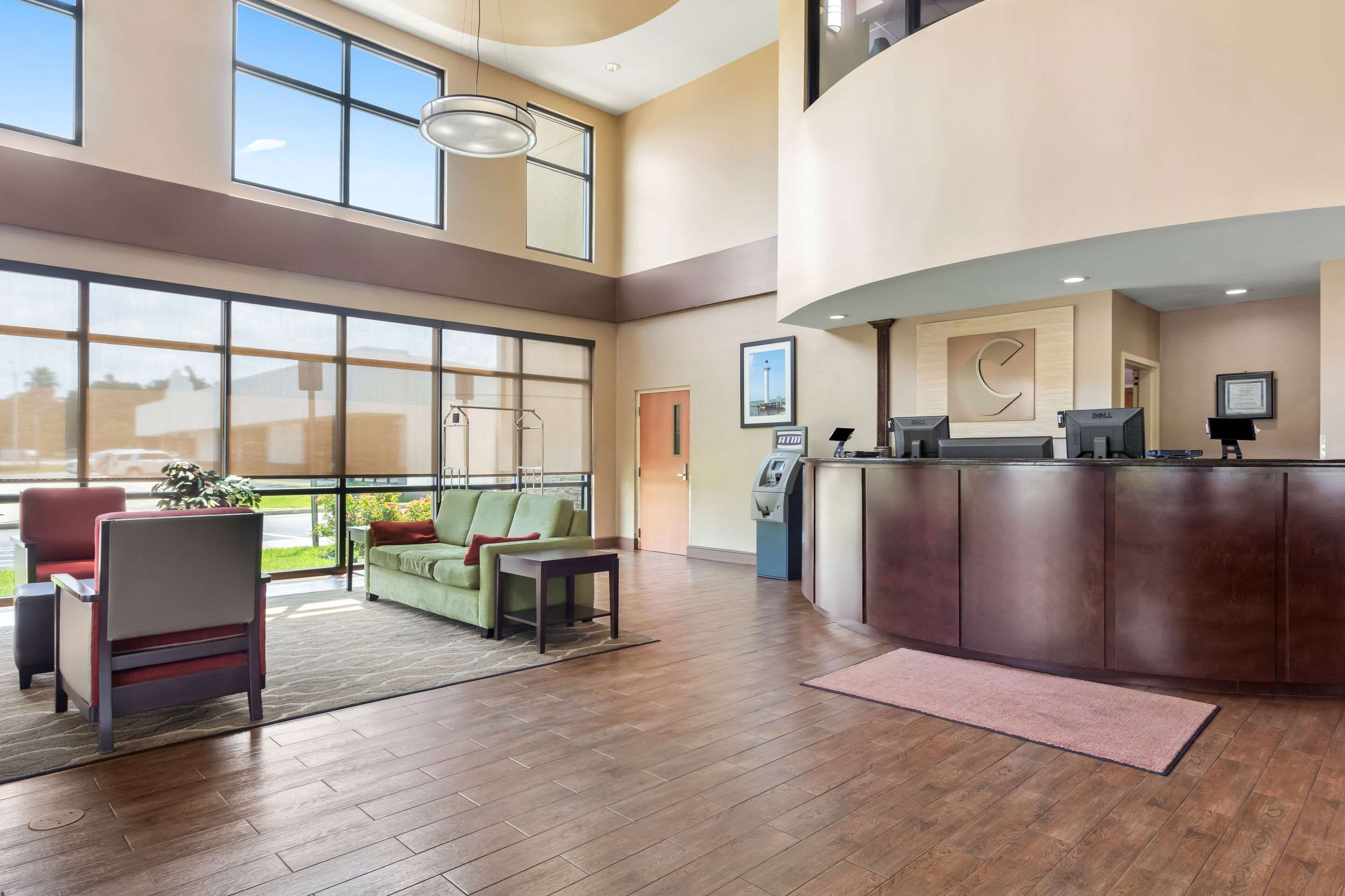 Lobby | Comfort Suites Gulfport