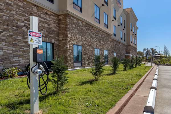 Exterior view - Comfort Suites Batesville - I-55, Exit 243