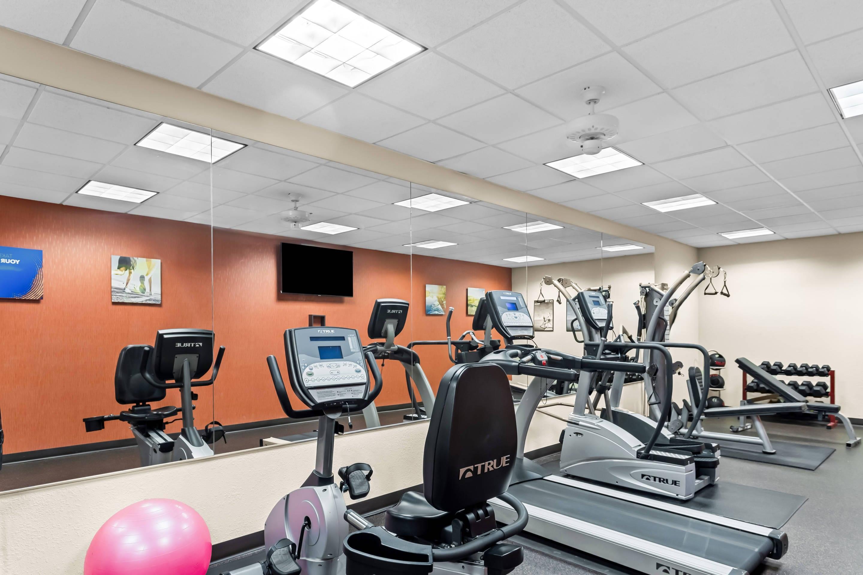 Fitness center | Comfort Inn & Suites Grenada