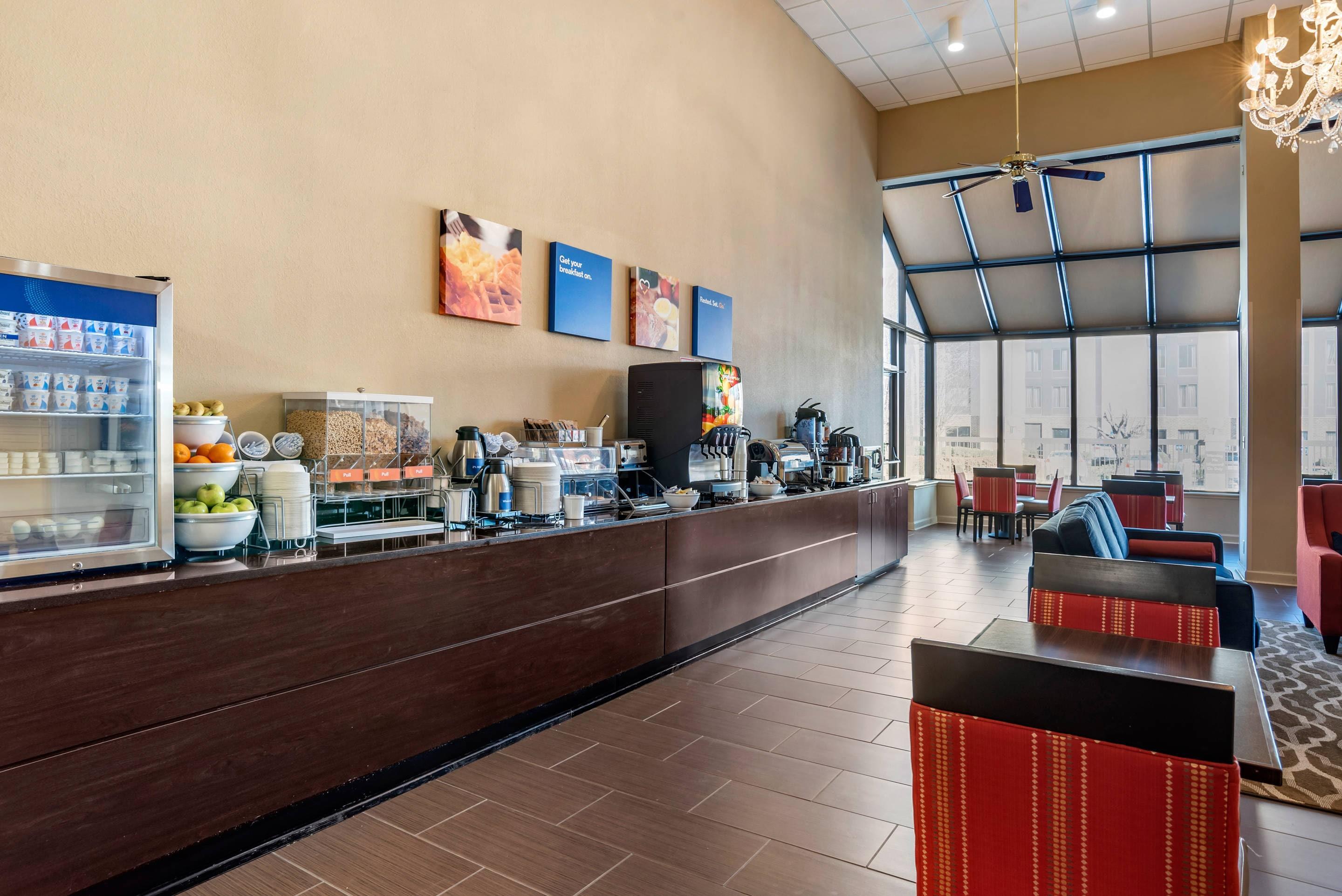Assorted breakfast items | Comfort Inn