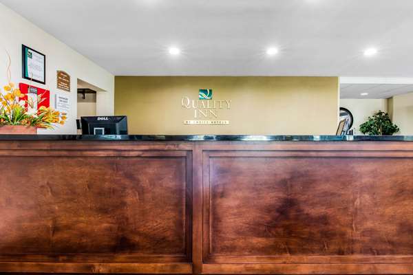  - Quality Inn Batesville - I-55, Exit 243