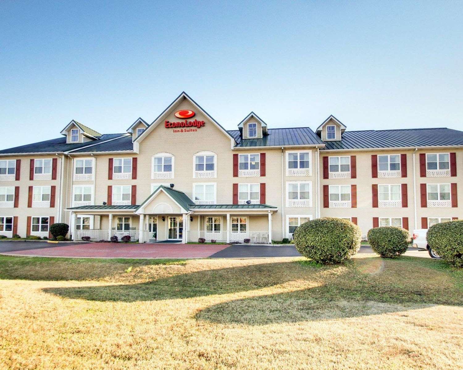 Econo Lodge Flowood, MS See Discounts