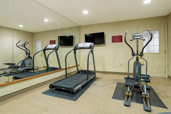 Fitness/ Exercise Room - Econo Lodge Flowood