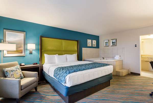 Suite - Quality Inn Gulfport - I-10, Exit 34