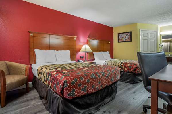  - Econo Lodge Tupelo - I-22, Exit 86