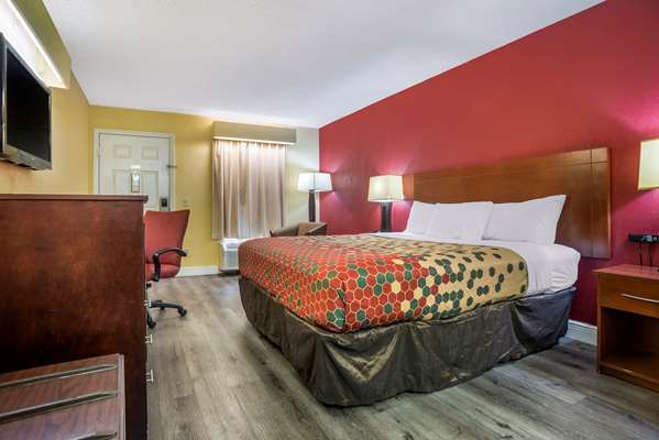  - Econo Lodge Tupelo - I-22, Exit 86