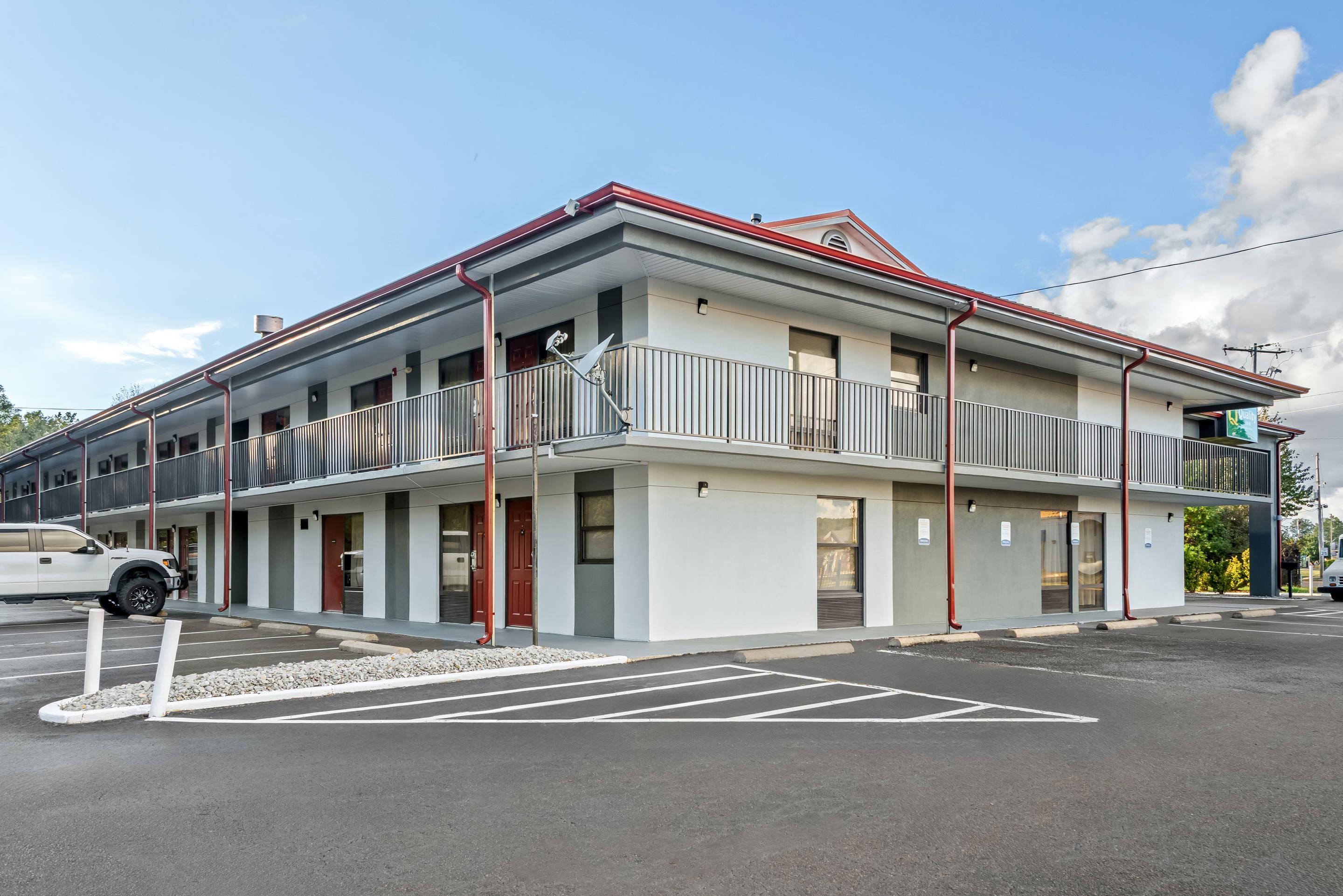 Hotel exterior | Quality Inn