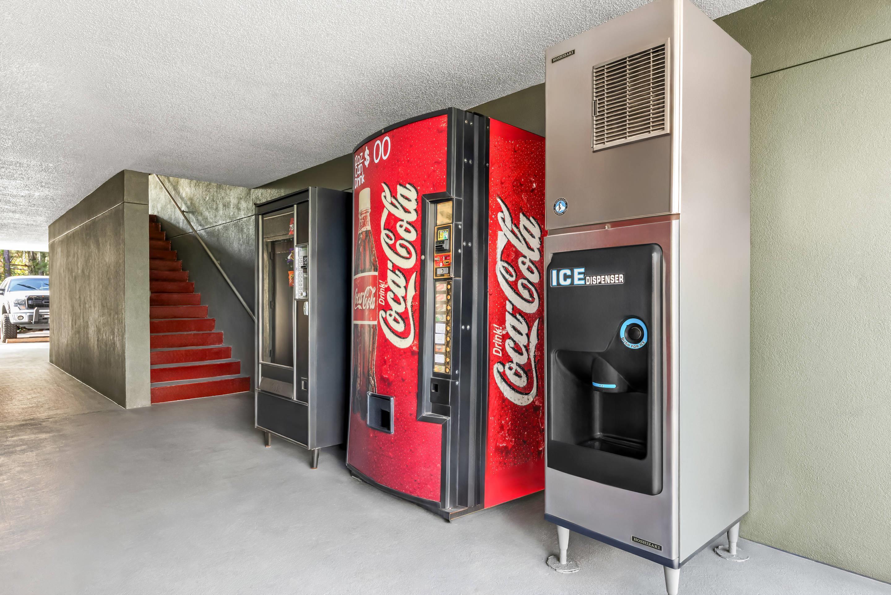 Hotel vending area | Quality Inn
