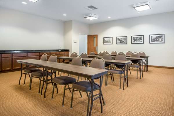  - Sleep Inn Meridian - I-20 & I-59, Exit 154