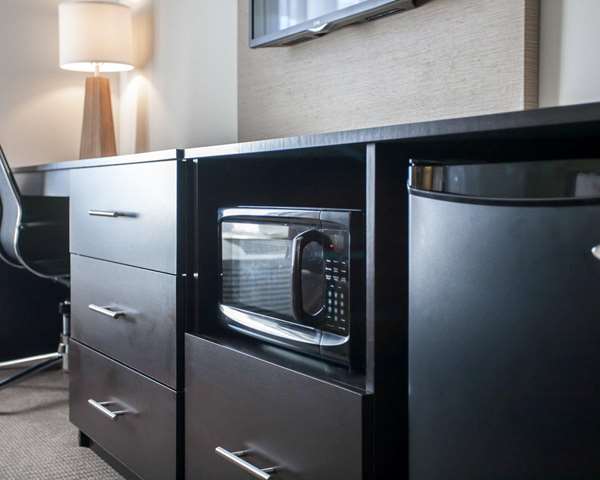  - Sleep Inn & Suites Gulfport - I-10, Exit 34