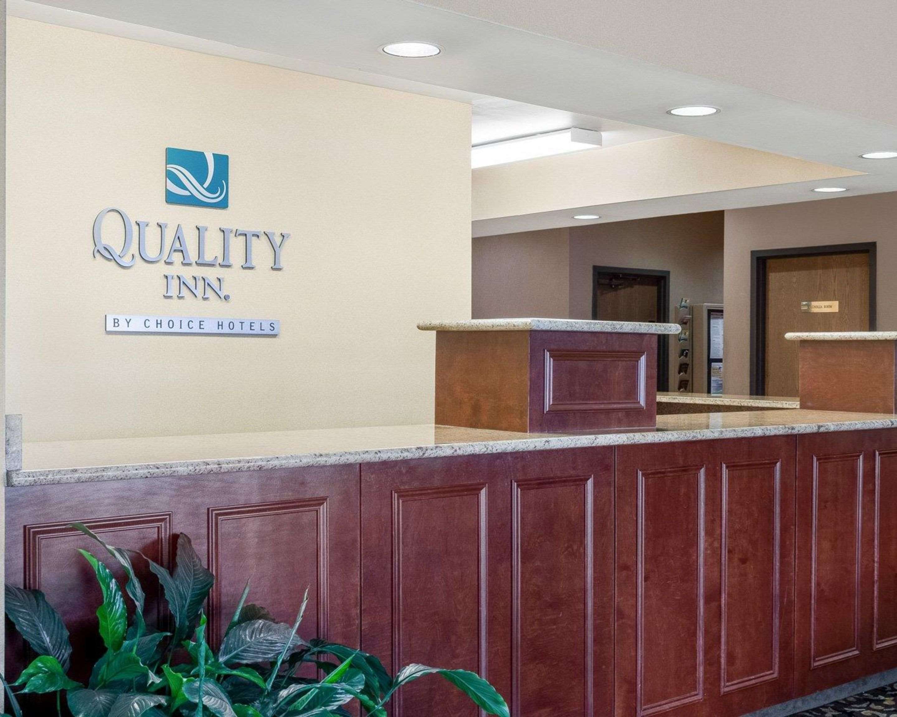 Front desk with friendly staff