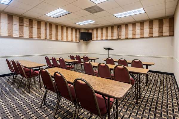  - Quality Inn North Tupelo - I-22, Exit 86