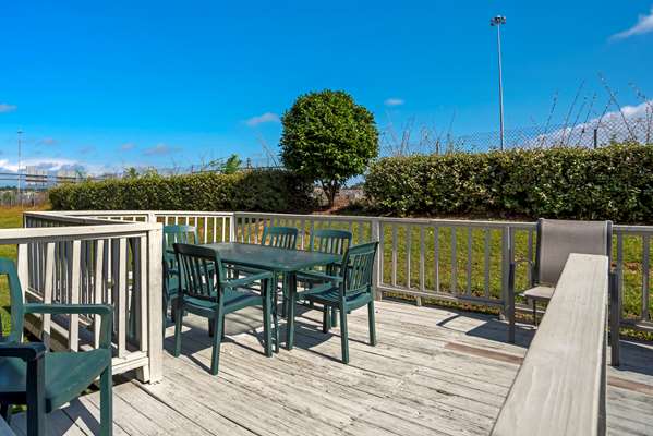  - Comfort Suites Hattiesburg - I-59, Exit 65