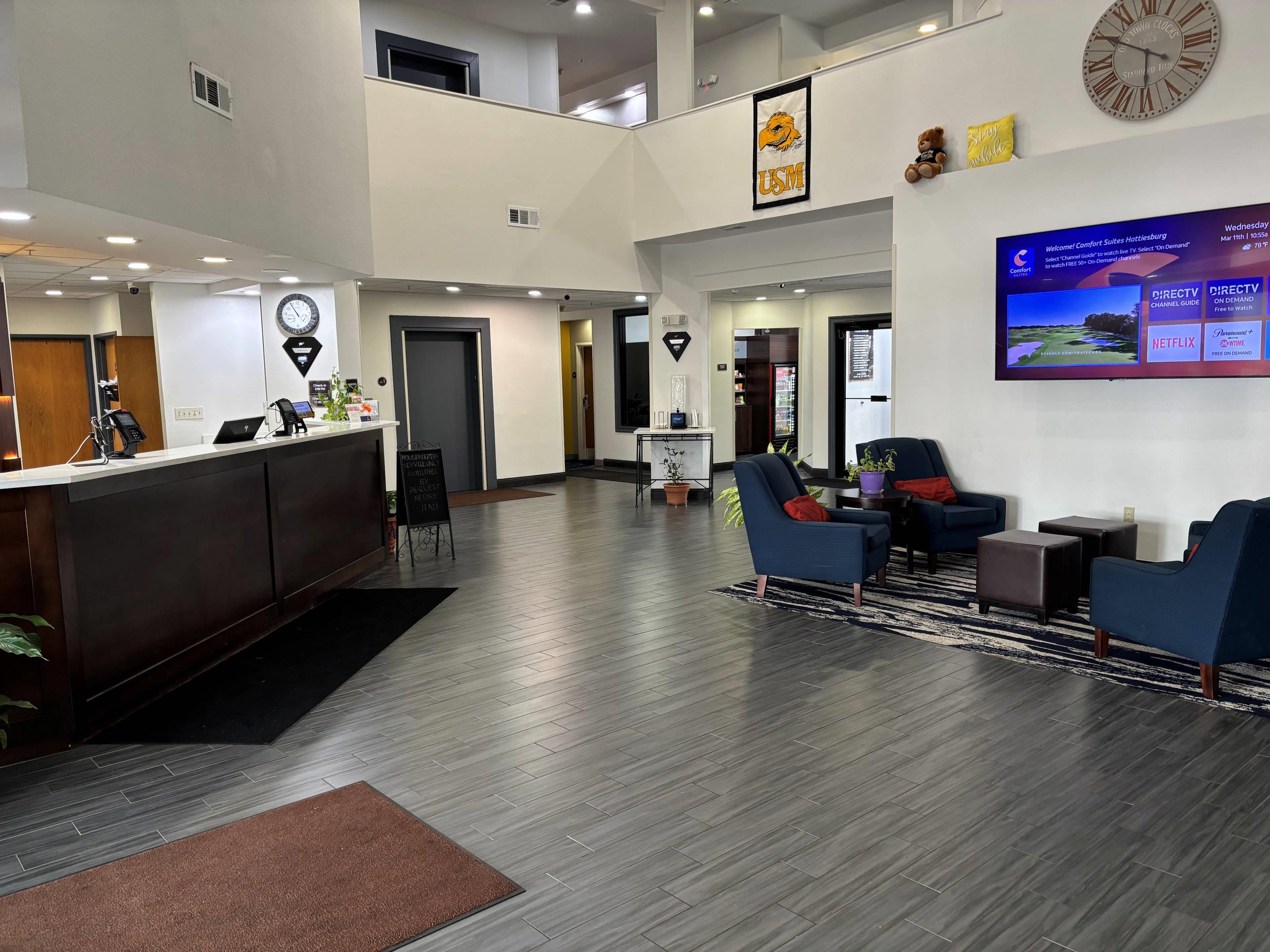Lobby with sitting area