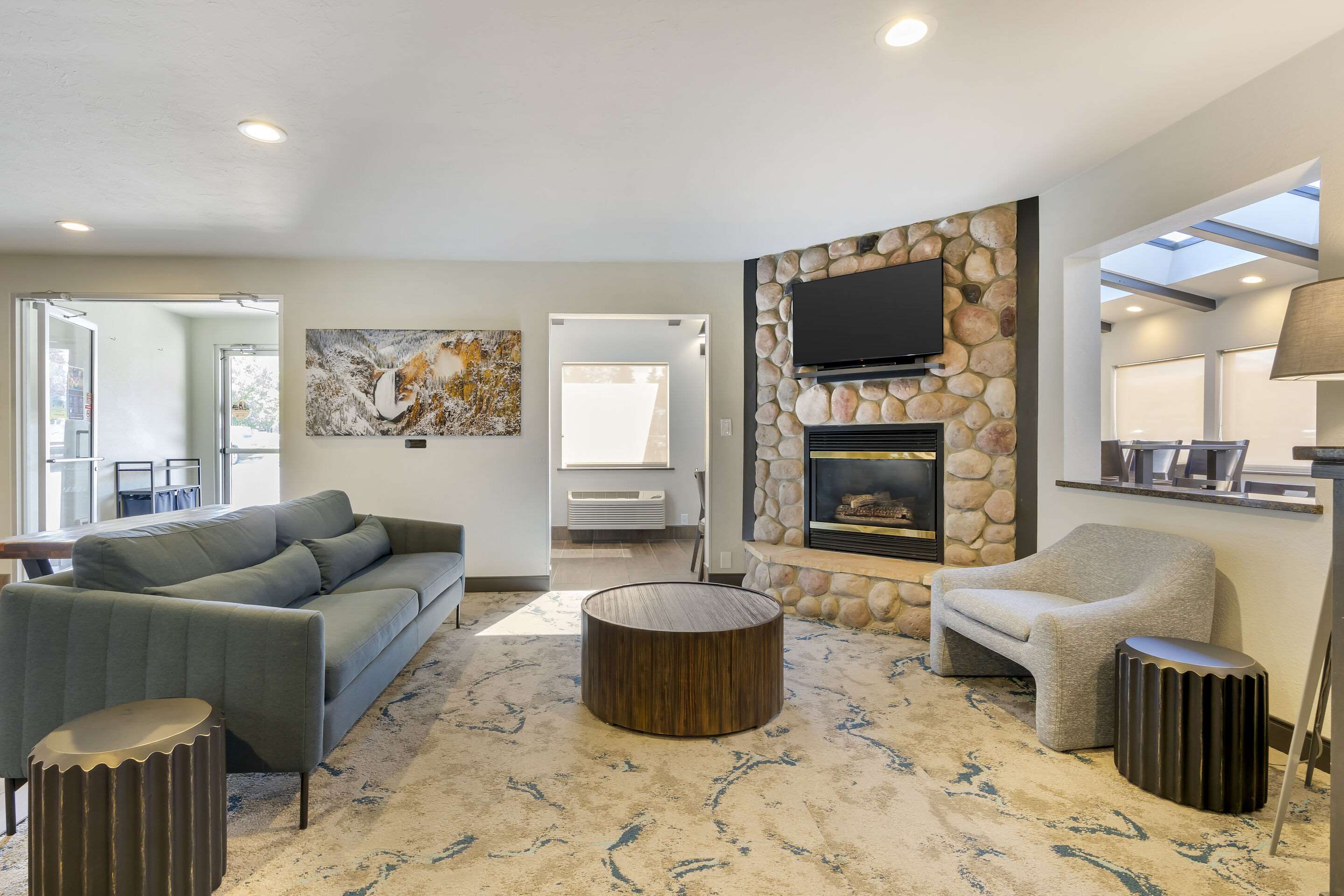 Hotel lobby | Quality Inn