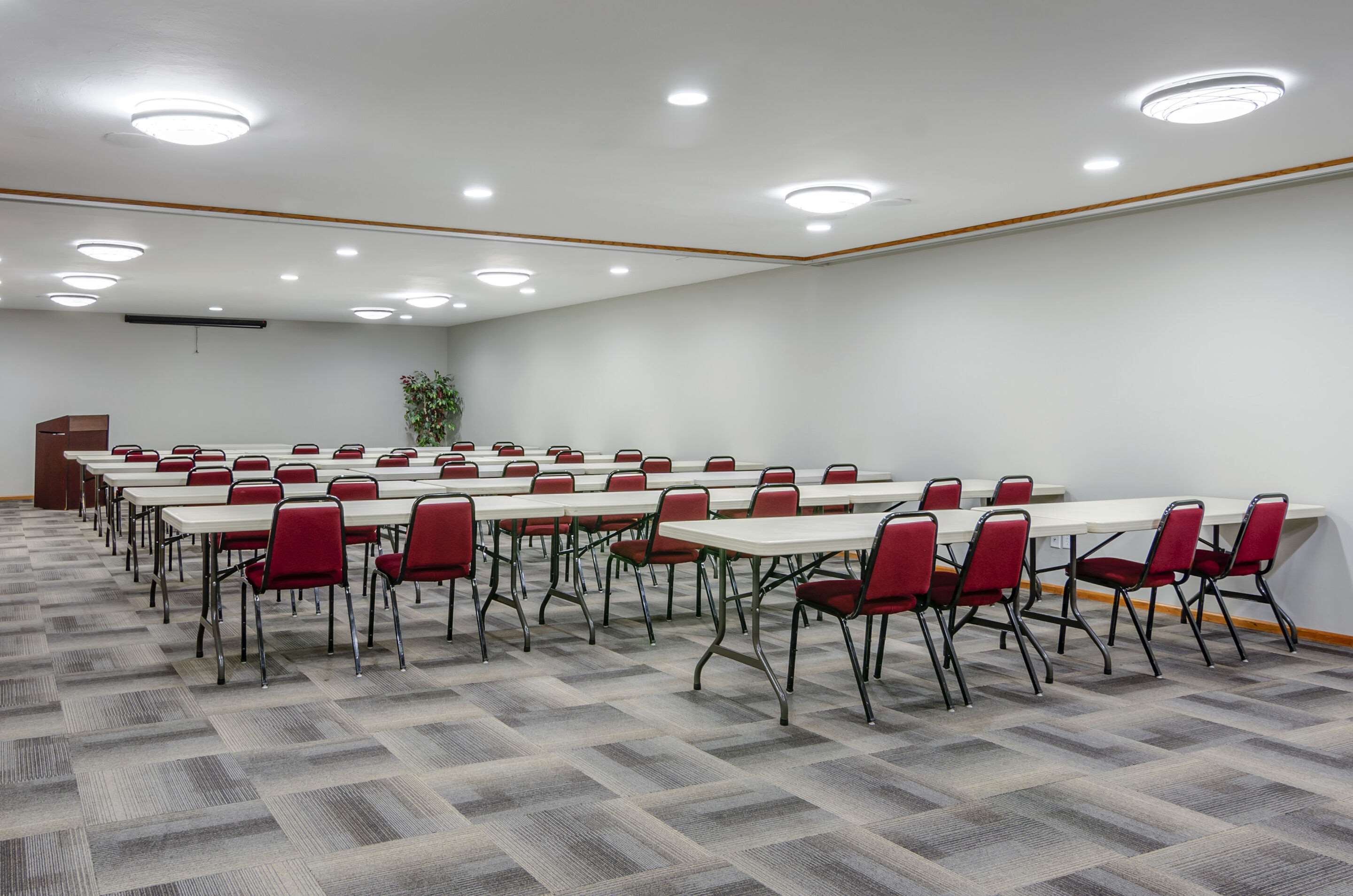 Large space for receptions, parties, anniversaries, and business | Comfort Inn Bozeman near University