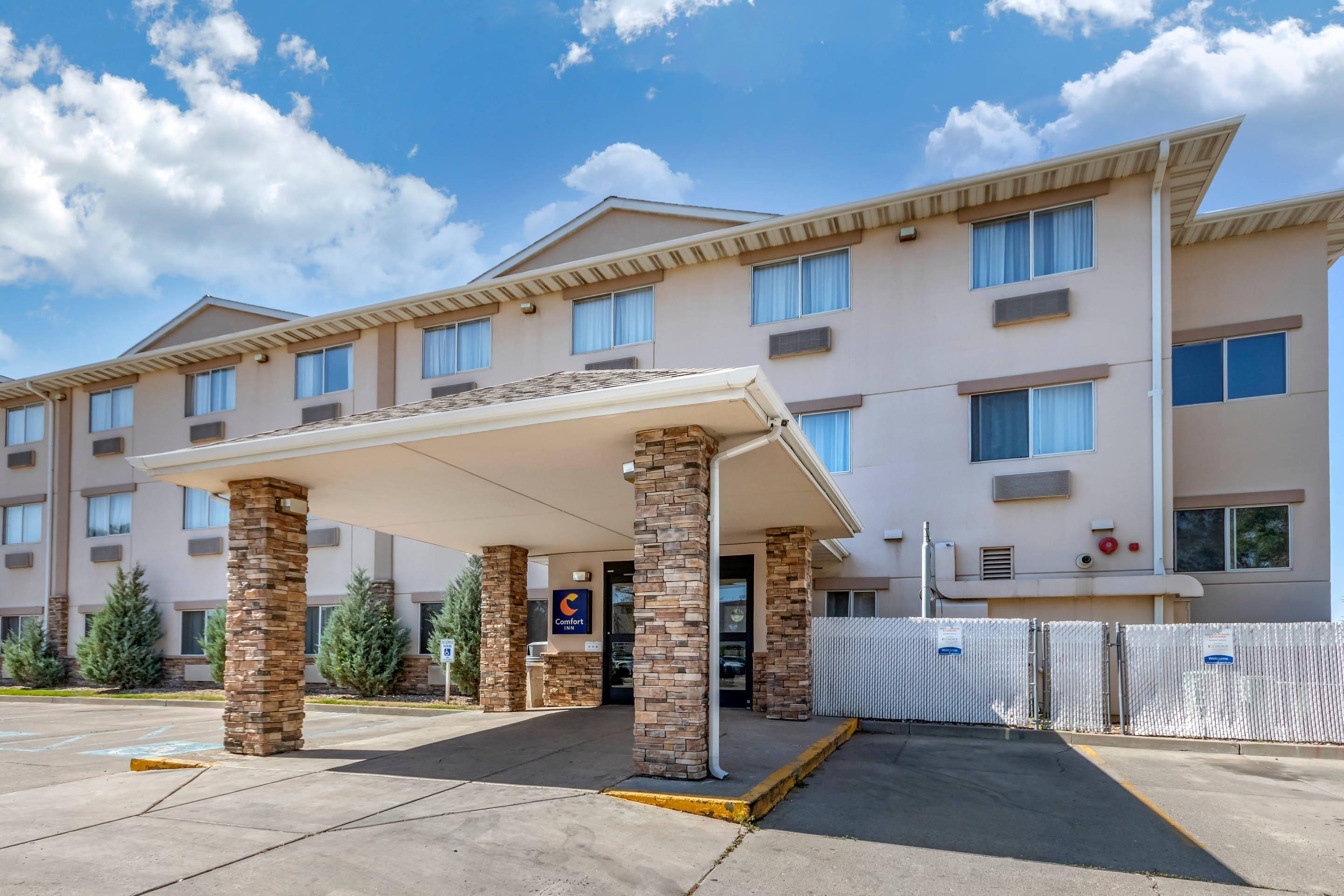Hotel exterior | Comfort Inn Great Falls South
