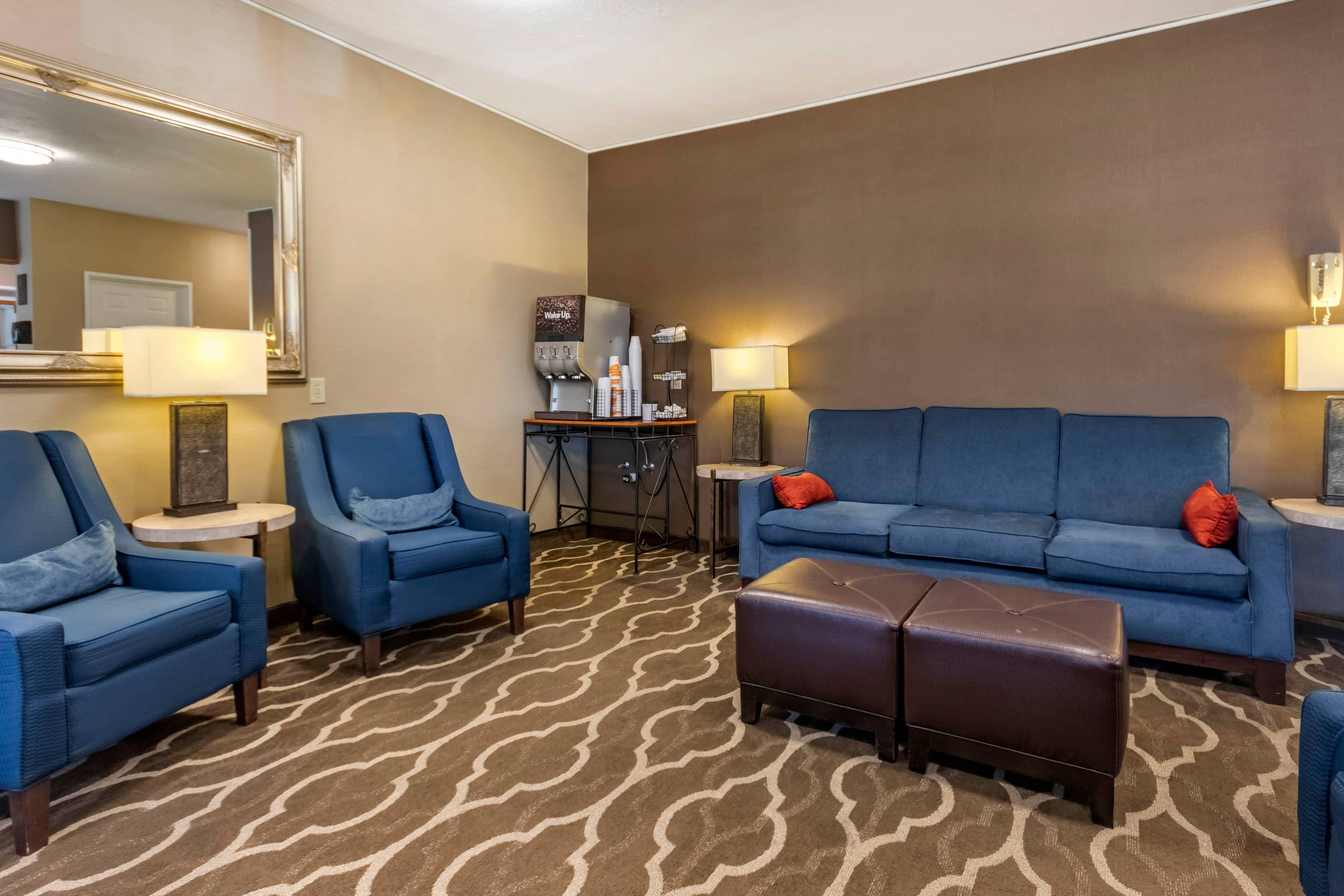 Hotel lobby | Comfort Inn Great Falls South