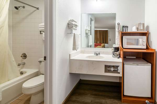  - Econo Lodge Miles City