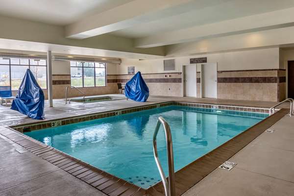 Pool - Comfort Suites Bozeman - I-90, Exit 305