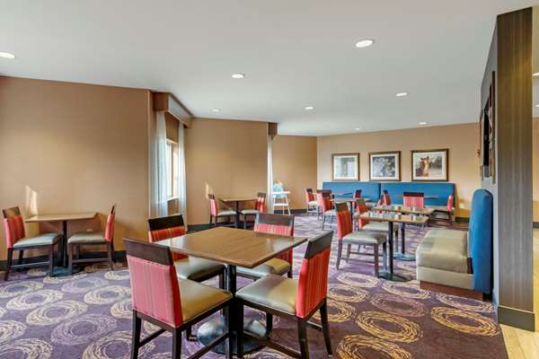 Amenities - Comfort Inn & Suites Great Falls Airport