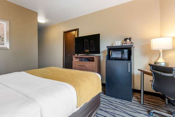 - Comfort Inn & Suites Great Falls Airport
