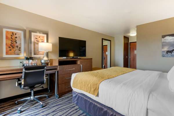  - Comfort Inn & Suites Great Falls Airport