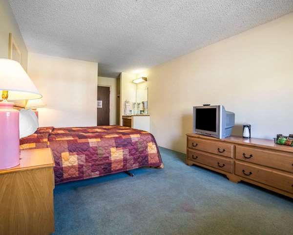  - Rodeway Inn North Billings