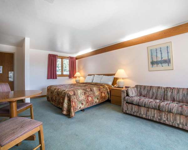 Suite - Rodeway Inn North Billings