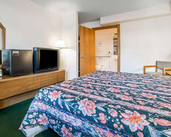  - Rodeway Inn North Billings