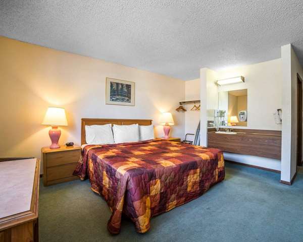  - Rodeway Inn North Billings
