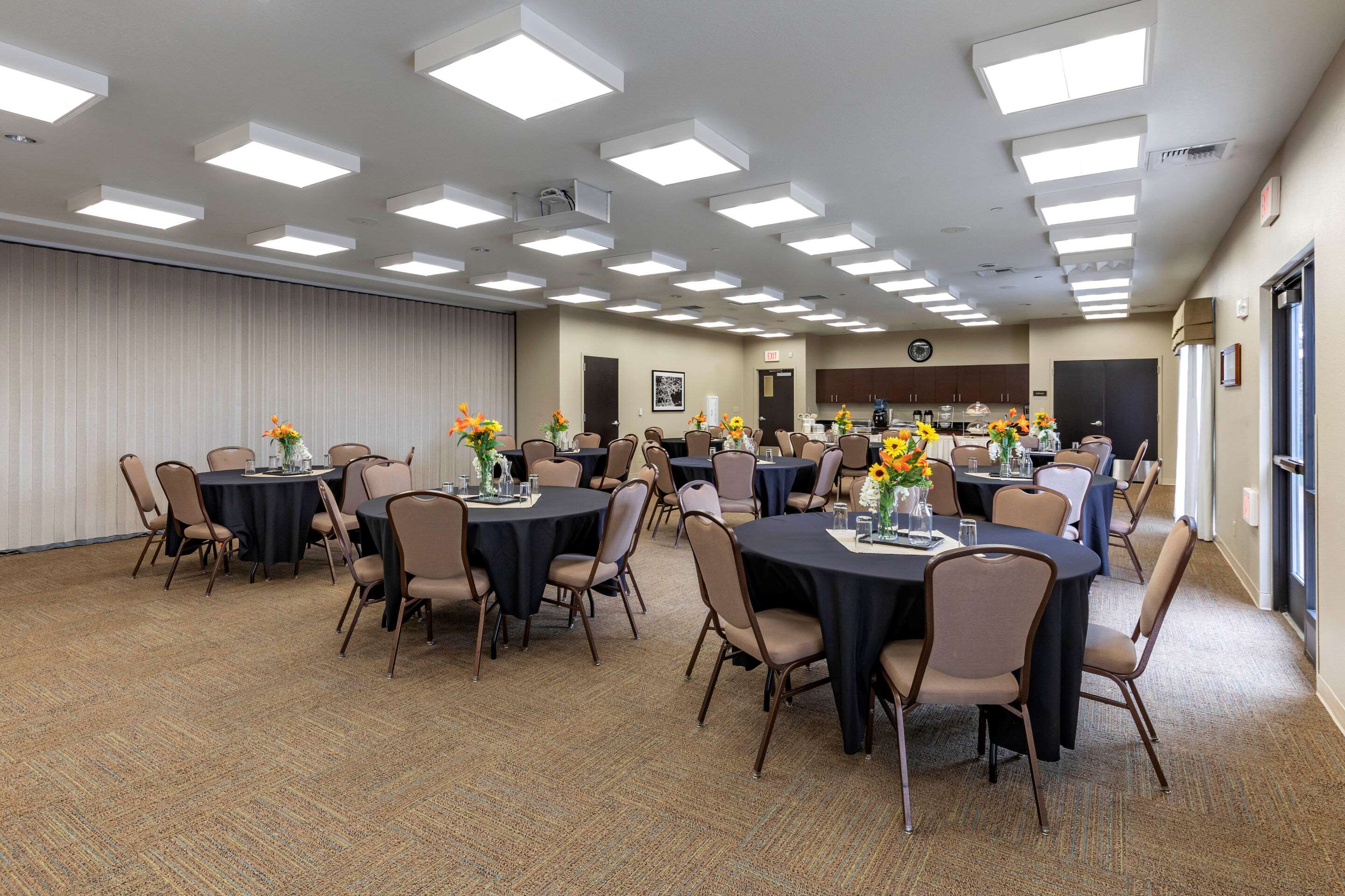 Large space for receptions, parties, anniversaries, and business